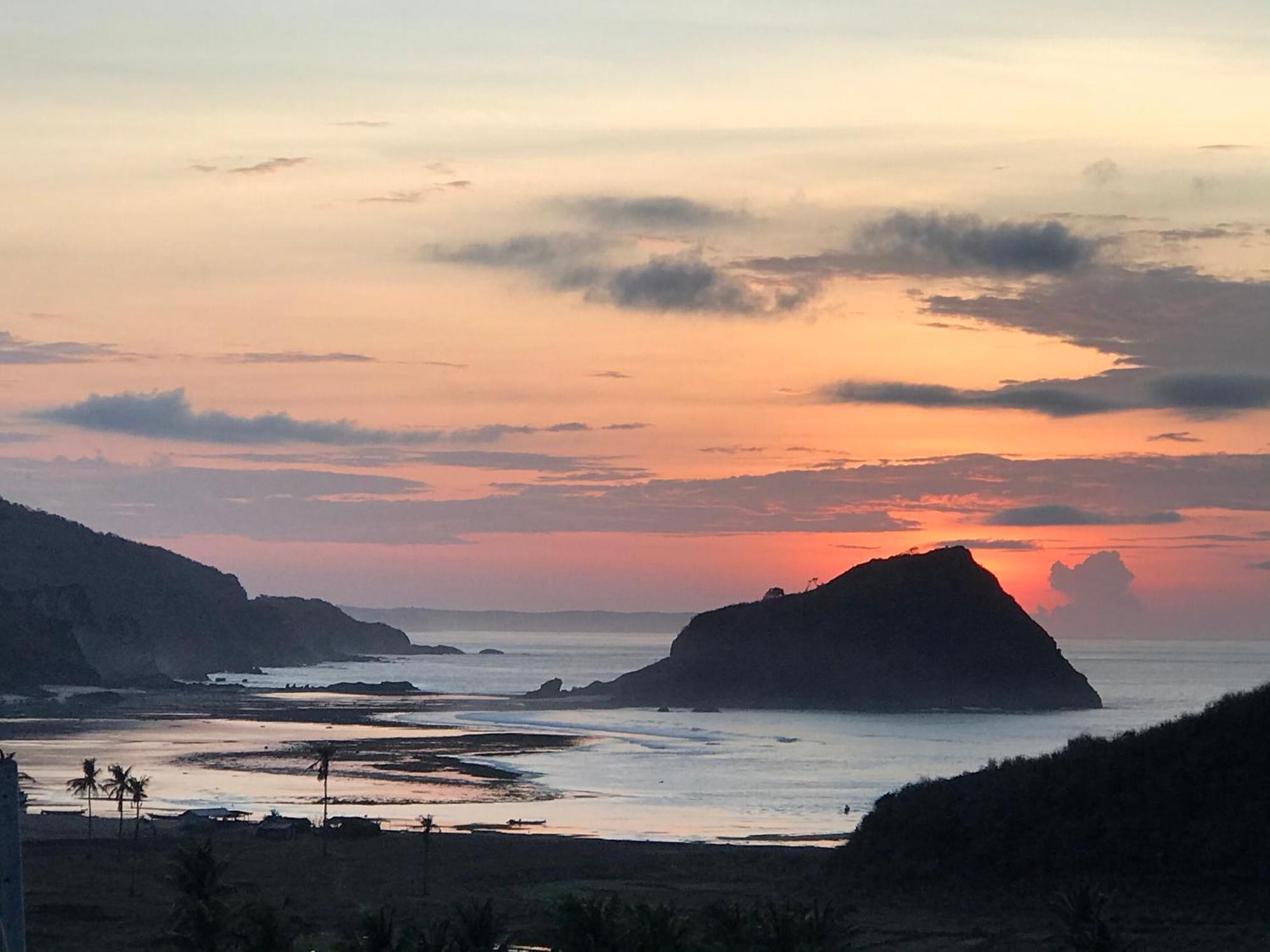 Blue Monkey Retreat Areguling Lombok酒店 外观 照片